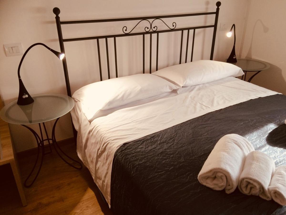 Agriturismo Al Tralcio Valeggio sul Mincio Bagian luar foto