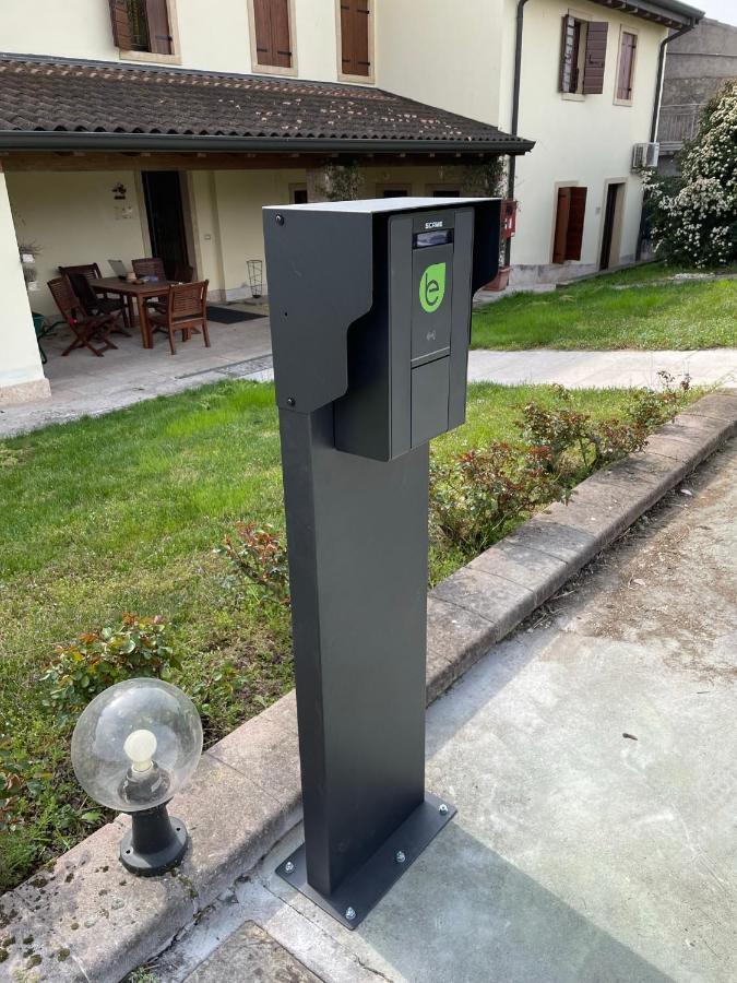 Agriturismo Al Tralcio Valeggio sul Mincio Bagian luar foto
