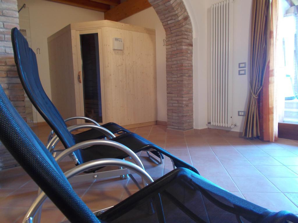 Agriturismo Al Tralcio Valeggio sul Mincio Bagian luar foto