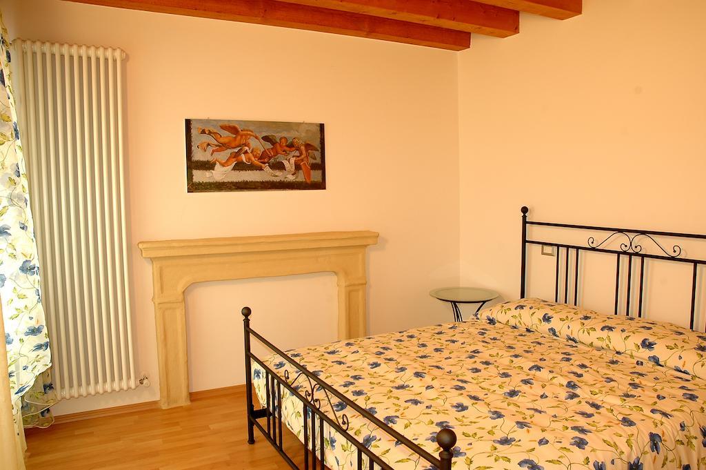 Agriturismo Al Tralcio Valeggio sul Mincio Ruang foto