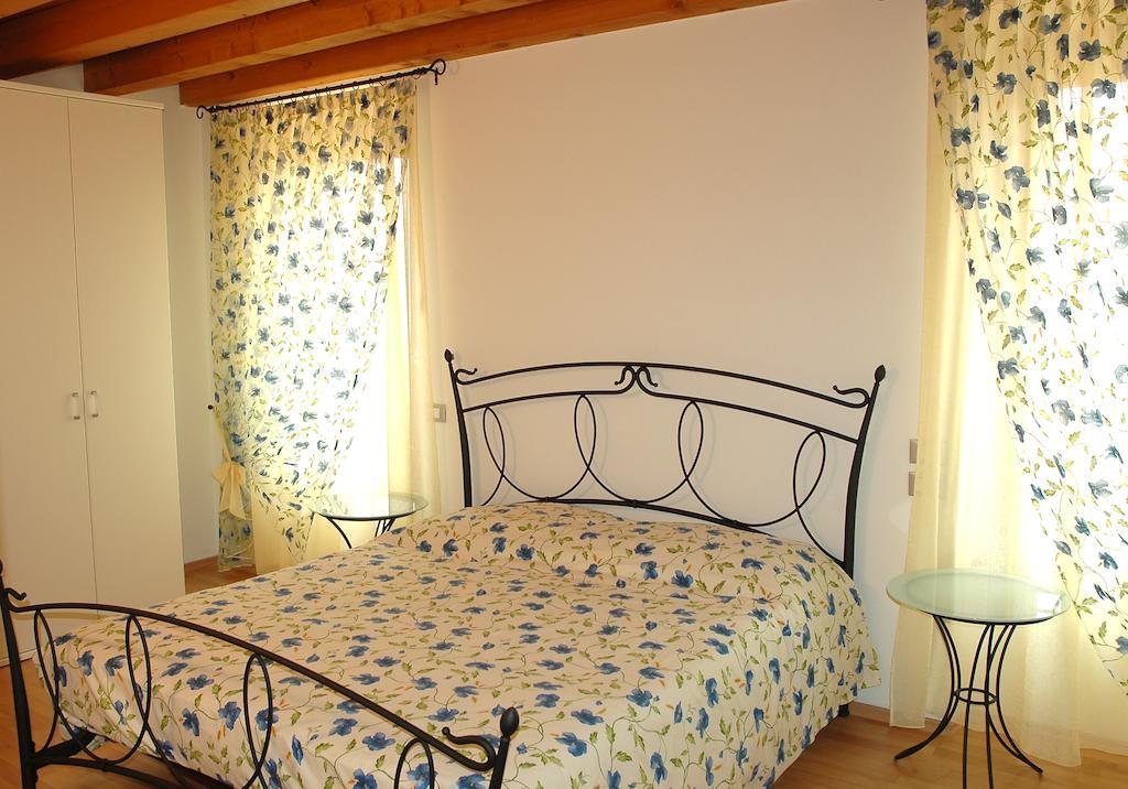 Agriturismo Al Tralcio Valeggio sul Mincio Ruang foto